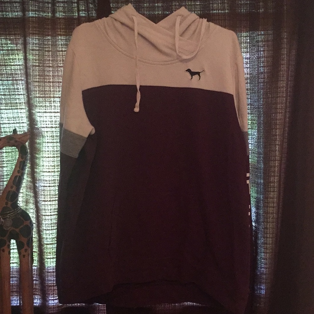 PINK Sweatshirt